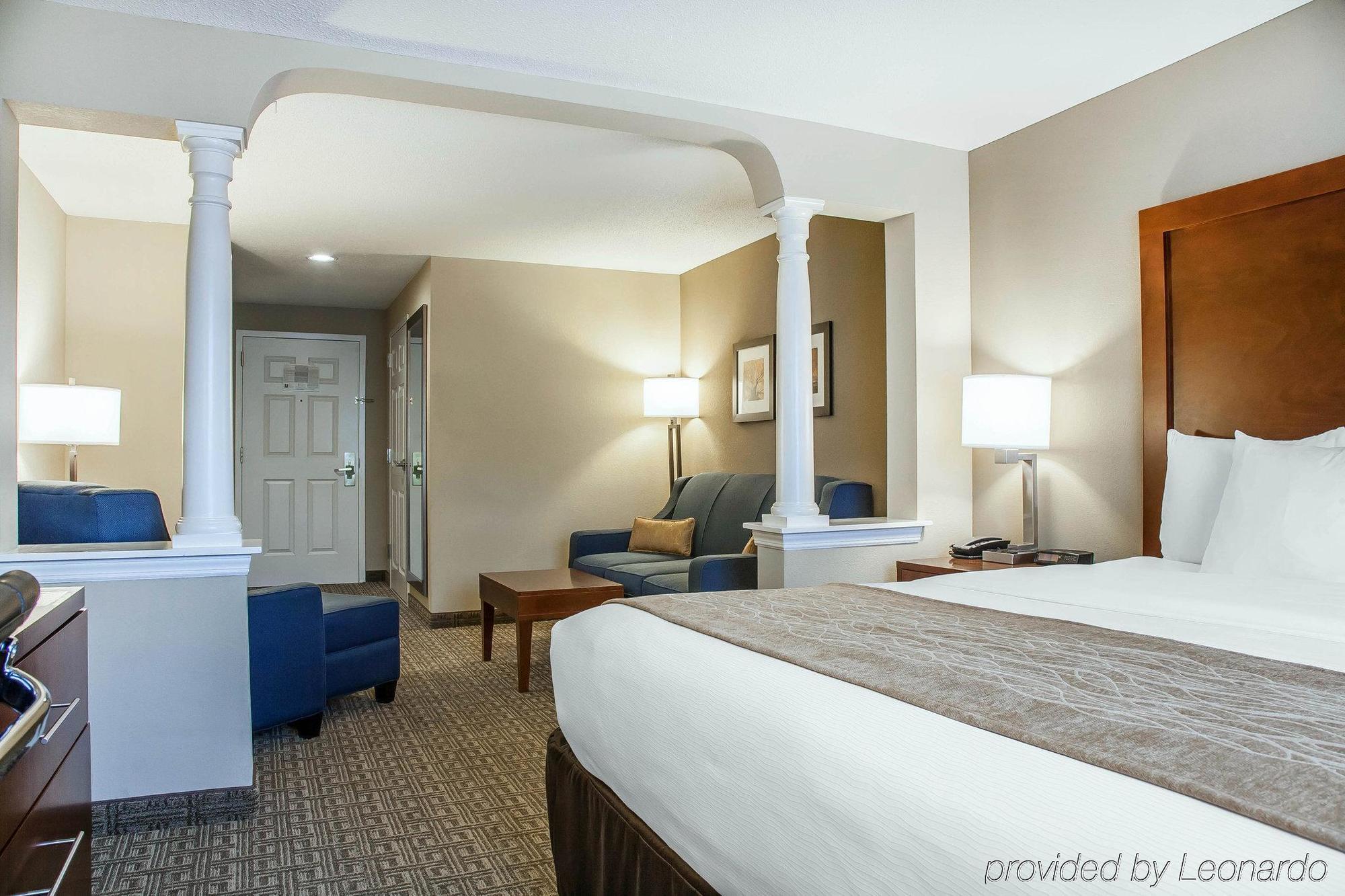 Comfort Inn & Suites Sturbridge-Brimfield المظهر الخارجي الصورة