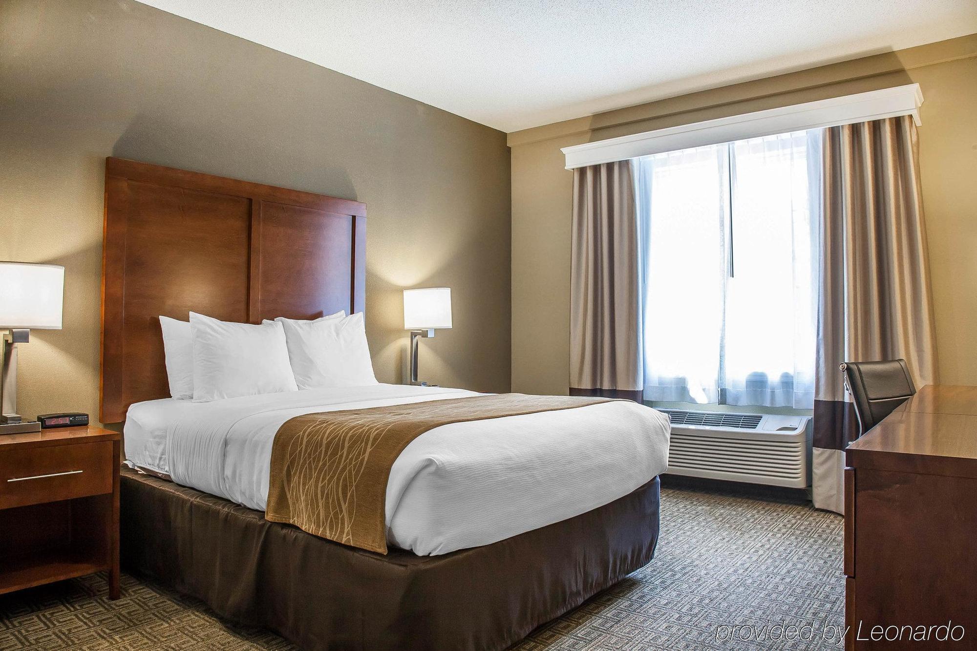 Comfort Inn & Suites Sturbridge-Brimfield المظهر الخارجي الصورة