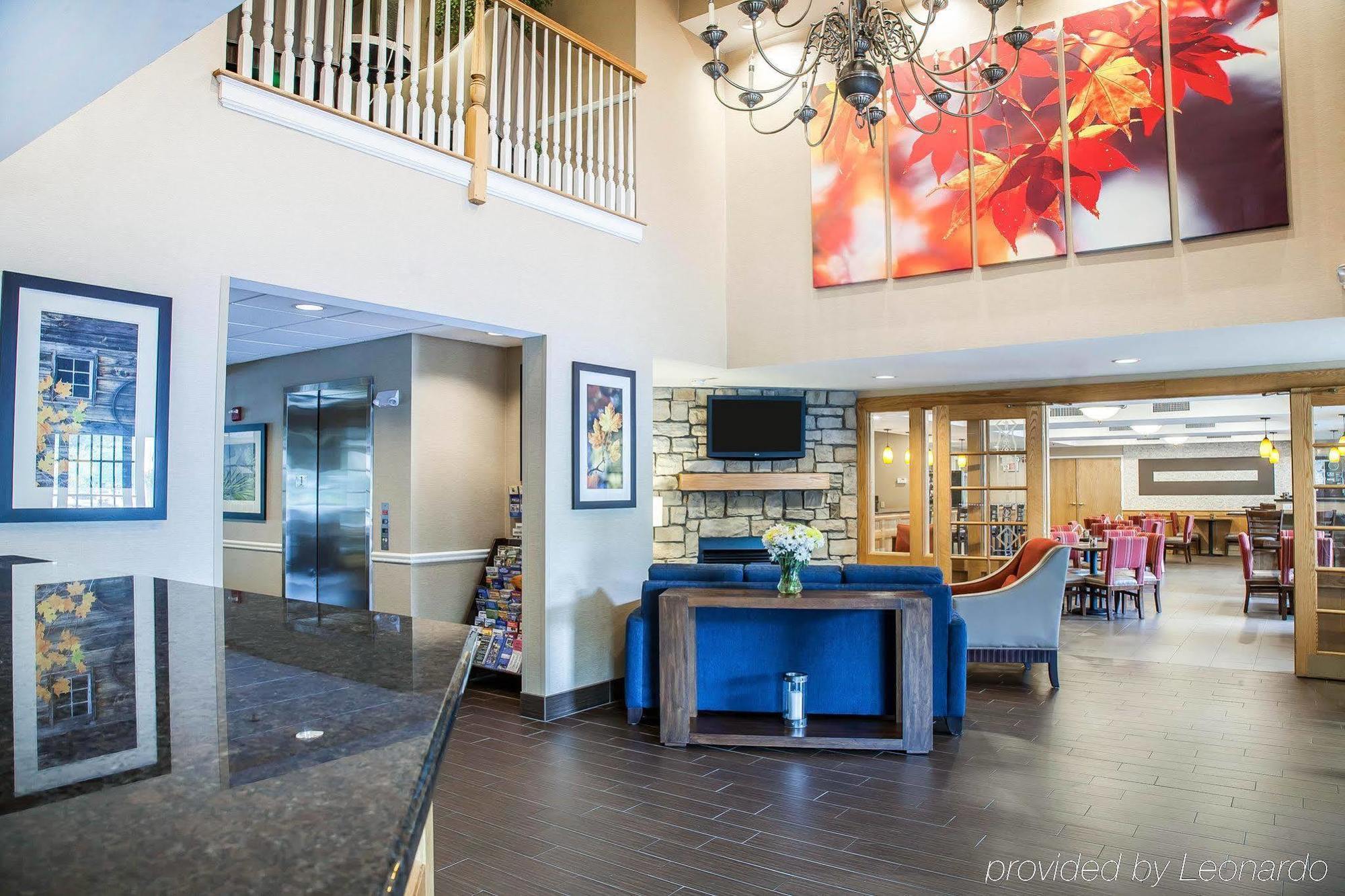 Comfort Inn & Suites Sturbridge-Brimfield المظهر الخارجي الصورة