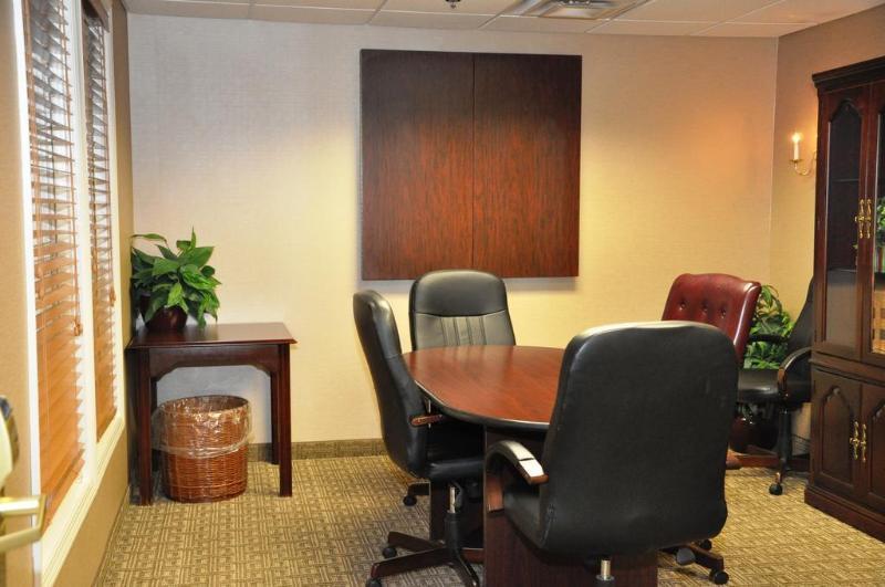 Comfort Inn & Suites Sturbridge-Brimfield المظهر الخارجي الصورة
