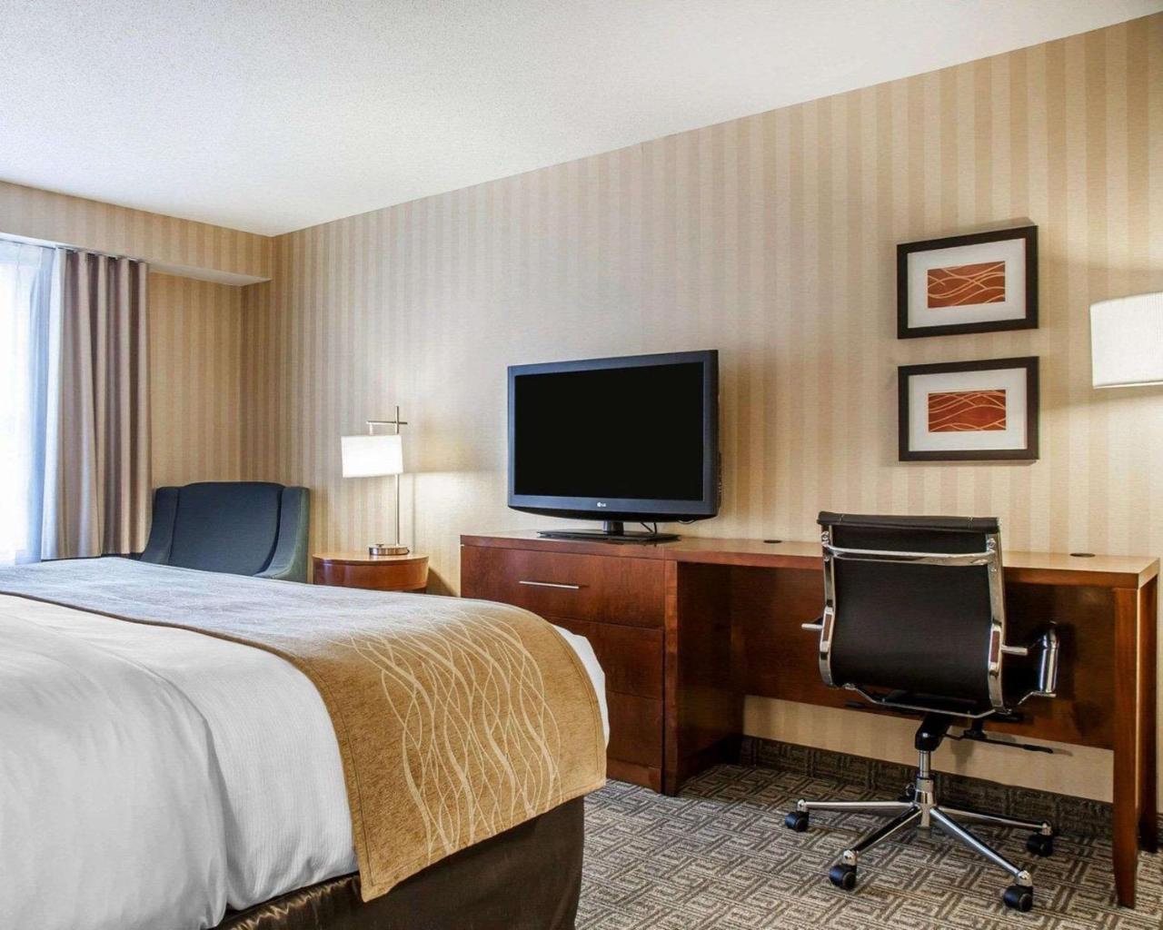 Comfort Inn & Suites Sturbridge-Brimfield المظهر الخارجي الصورة